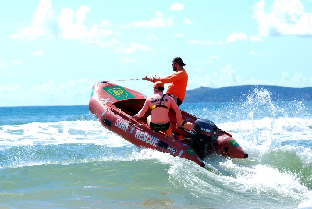 Rainbow Beach lifesavers Shane Handy and Greg Dodt pilot the IRB out thorugh the surf Sunday afternoon. Photo Craig Warhurst / The Gympie Times Rainbow Beach lifesavers Shane Handy and Greg Dodt pilot the IRB out thorugh the surf Sunday afternoon. Photo Craig Warhurst / The Gympie Times